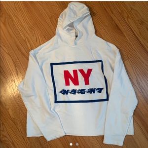 ZARA WHITE GRAPHIC HOODIE